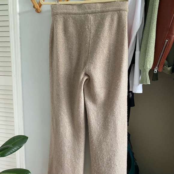 Group by Babaton cashmere sweatsuit - Picture 9 of 12